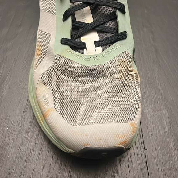 ON Cloudrunner - Picture 5 of 6